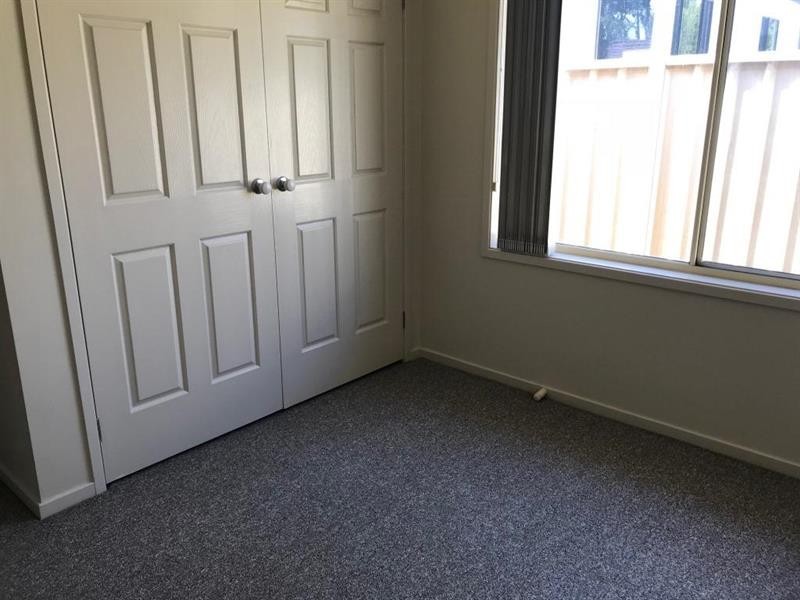 9 Flame Tree Cl, Hamlyn Terrace NSW 2259