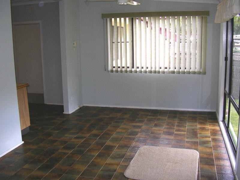 20a Main Rd, Toukley NSW 2263