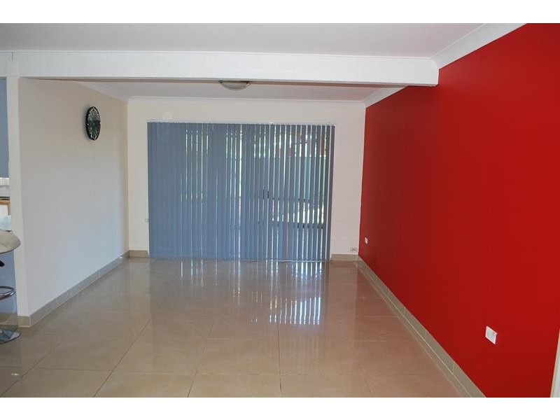 1 Wyuna Ave, Gorokan NSW 2263