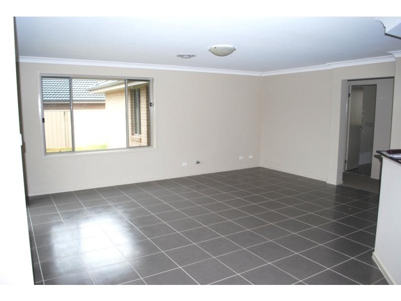 28 Wakool  Cres, Woongarrah NSW 2259