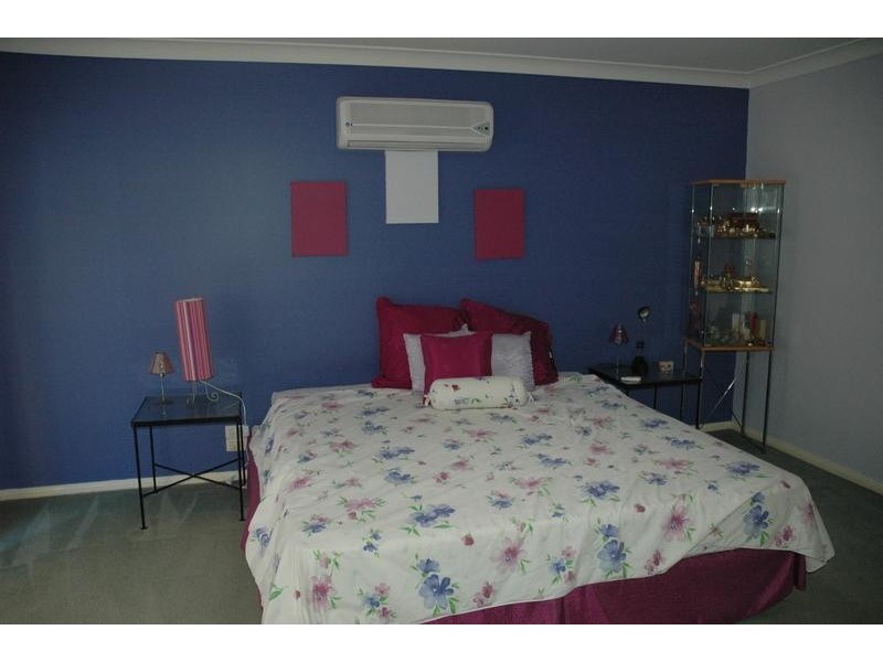 114 Elizabeth Bay Dr, Lake Munmorah NSW 2259