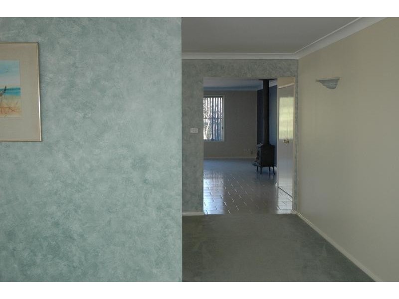 114 Elizabeth Bay Dr, Lake Munmorah NSW 2259