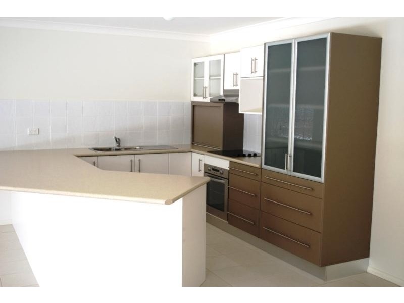 54 Tenth Ave, Budgewoi NSW 2262