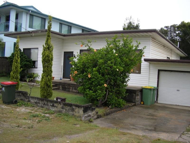 31 Soldiers Pt Dr, Norah Head NSW 2263