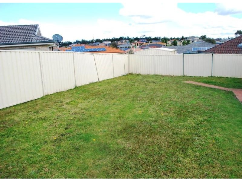 5 Bayberry Ave, Woongarrah NSW 2259