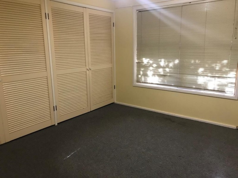 11 Huene Avenue, Budgewoi NSW 2262