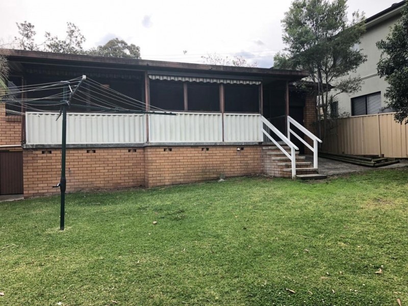 11 Huene Avenue, Budgewoi NSW 2262