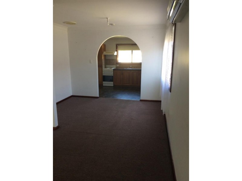 33 McCrea Bvd, San Remo NSW 2262