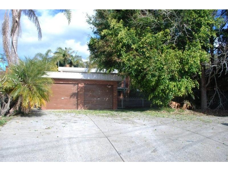 214 Wallarah Road, Gorokan NSW 2263