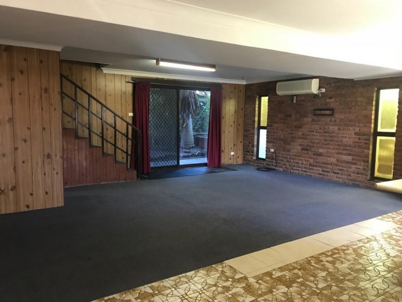 214 Wallarah Road, Gorokan NSW 2263