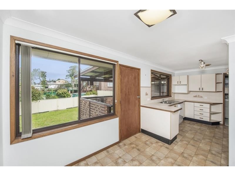 38 Leichhardt St, Gorokan NSW 2263