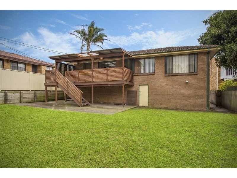 38 Leichhardt St, Gorokan NSW 2263