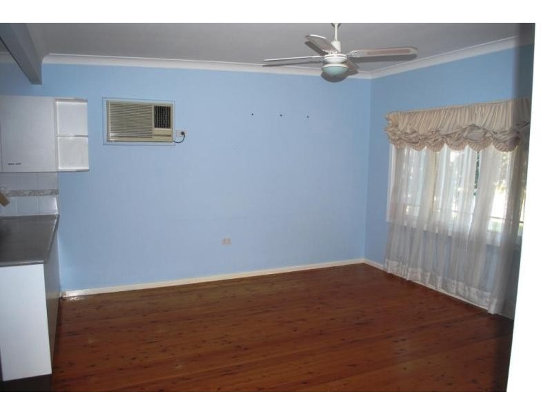 3 Clucas Avenue, Gorokan NSW 2263