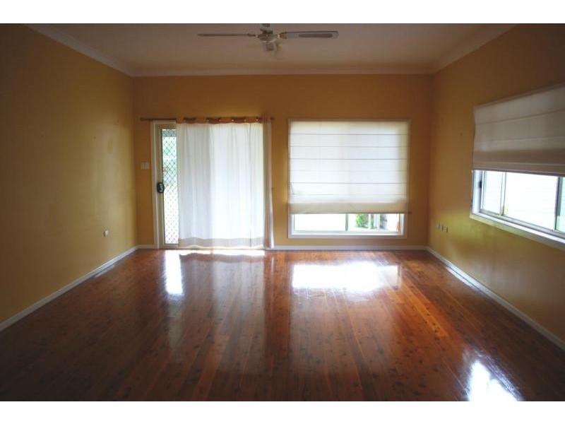 3 Clucas Avenue, Gorokan NSW 2263