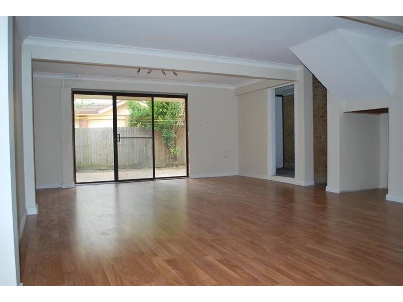 2/36 Wallarah  Rd, Gorokan NSW 2263