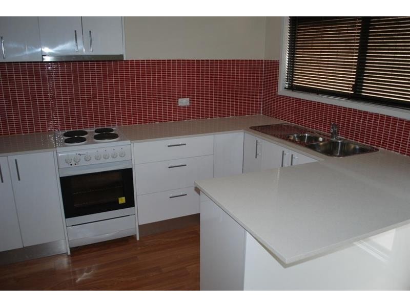 2/36 Wallarah  Rd, Gorokan NSW 2263