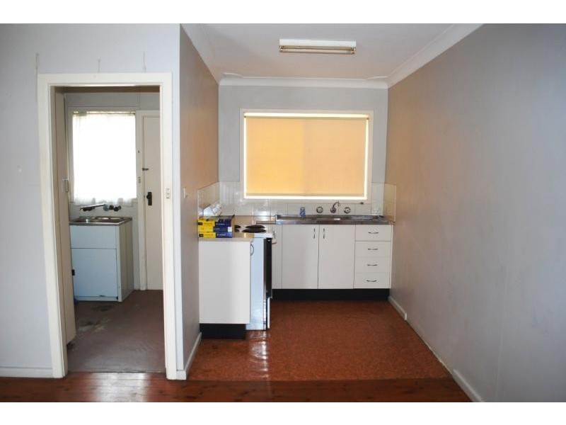 2/7 Holmes  Ave, Toukley NSW 2263