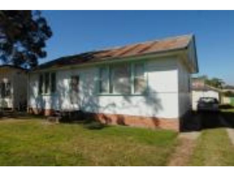 13 Dudley St, Gorokan NSW 2263