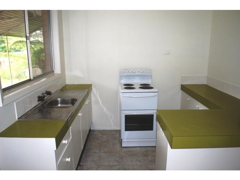 21 Mimosa Rd, Budgewoi NSW 2262