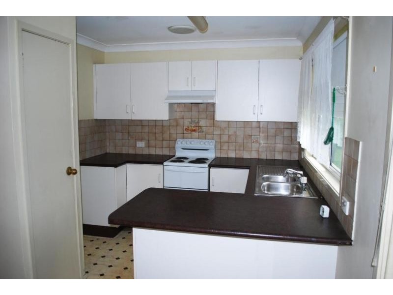 11 Callen Avenue, San Remo NSW 2262