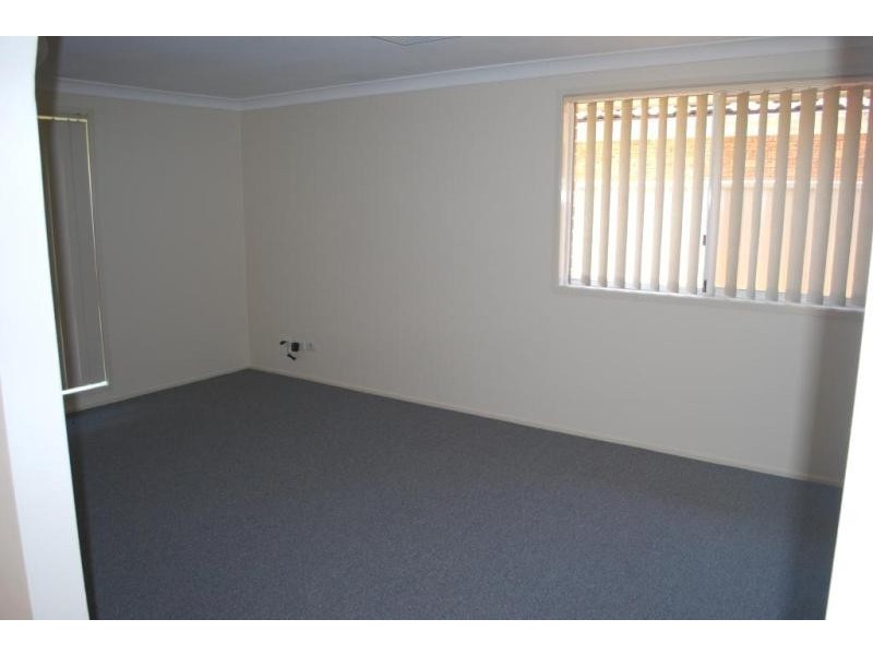 27 Karangal  Cres, Buff Point NSW 2262