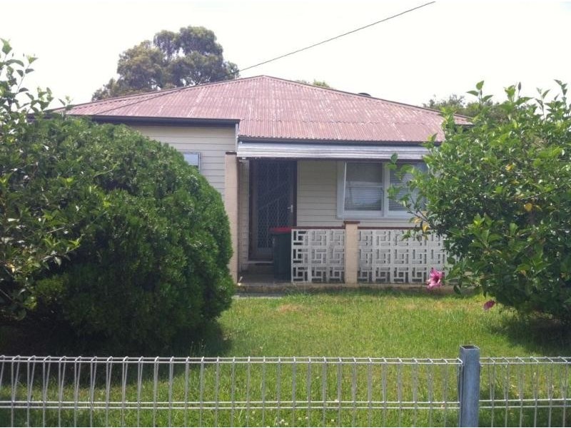 30a Alice Pde, Toukley NSW 2263