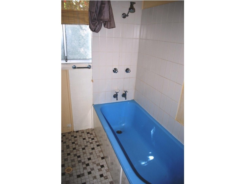 30a Alice Pde, Toukley NSW 2263