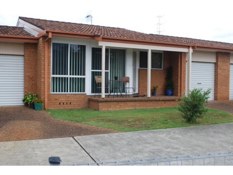 27 Gilbert St, Gorokan NSW 2263