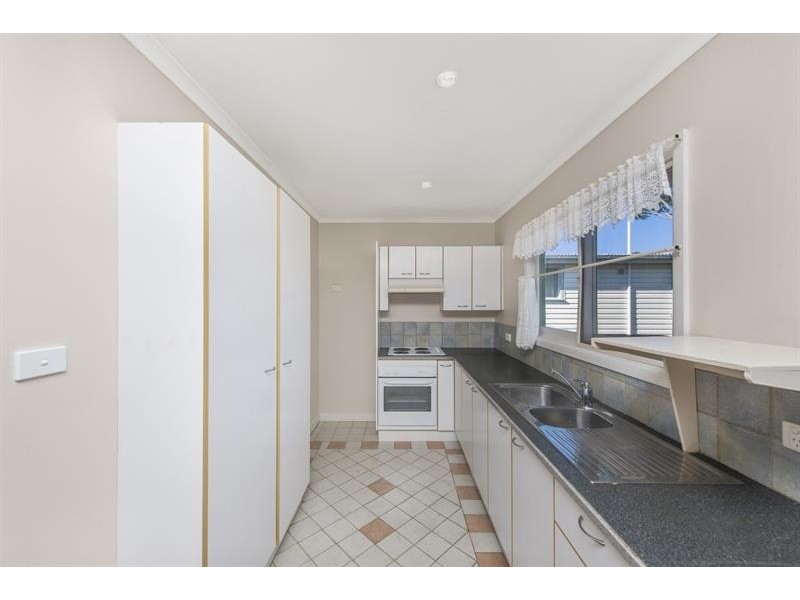 19 Crossingham St, Canton Beach NSW 2263