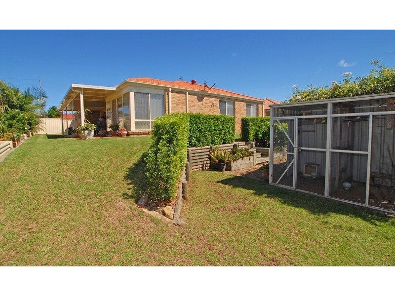 28 Greenhaven  Cct, Woongarrah NSW 2259