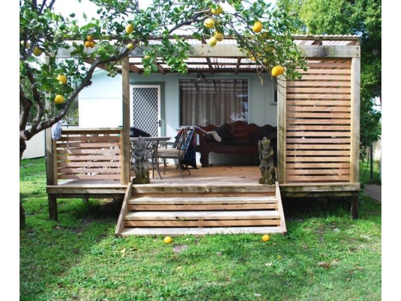 2 Pearce Ave, Toukley NSW 2263