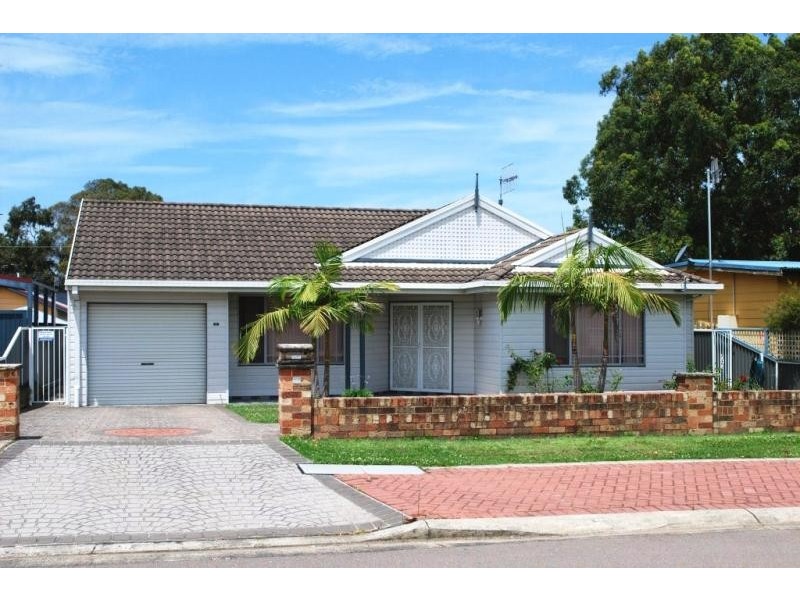 27 Arlington St, Gorokan NSW 2263