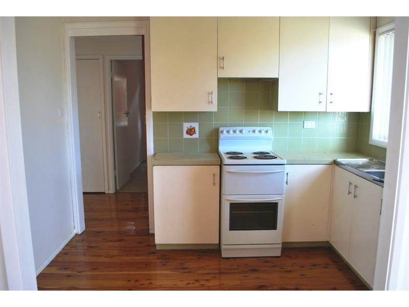 73a Manuka Pde, Gorokan NSW 2263