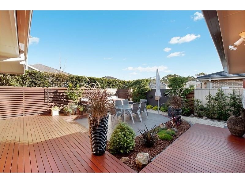 66 Waterside Cres, Woongarrah NSW 2259