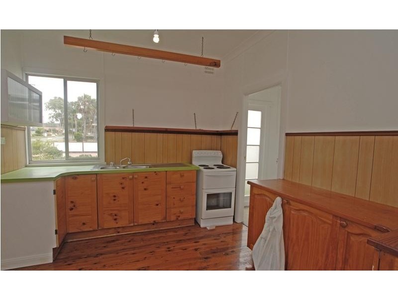 19 Wall Rd, Gorokan NSW 2263