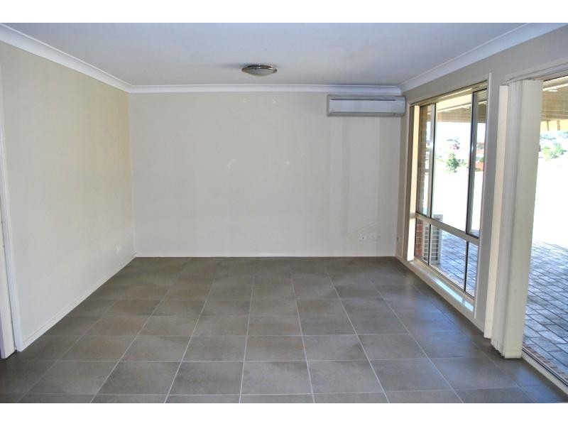 38  Greenhaven  Cct, Woongarrah NSW 2259