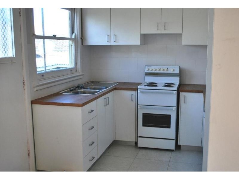 77 Coonanga Ave, Budgewoi NSW 2262