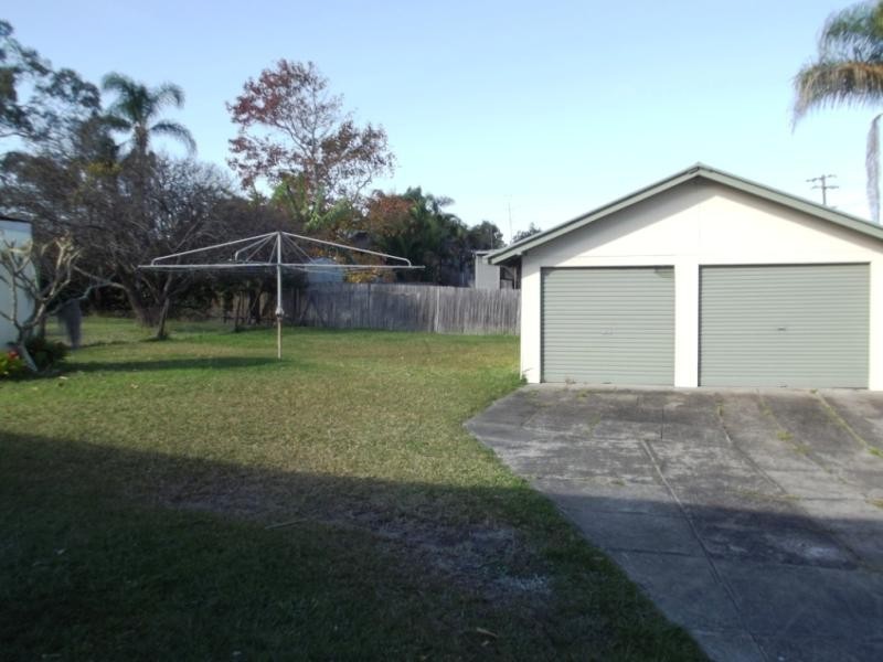 77 Coonanga Ave, Budgewoi NSW 2262