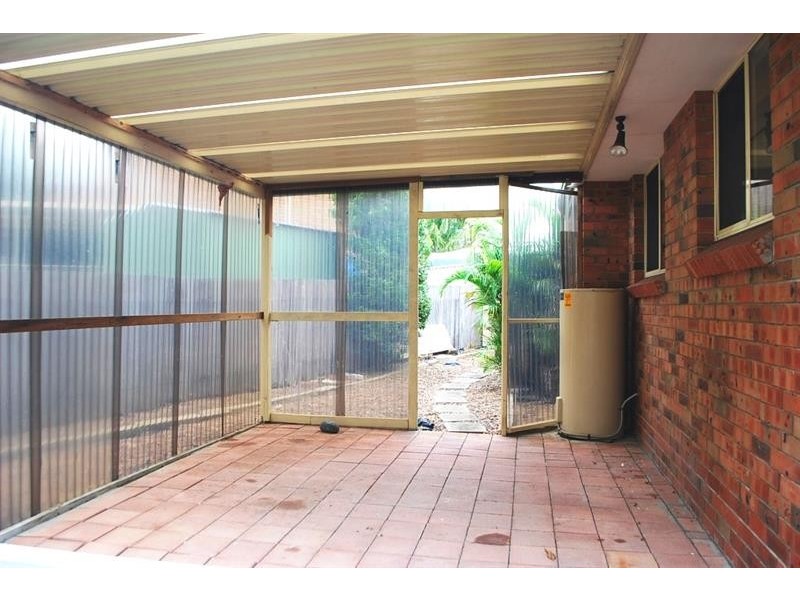 2A Eden Cl, Kanwal NSW 2259