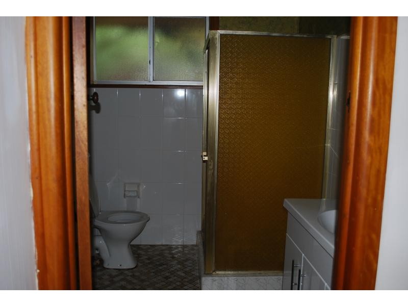 21a Church  St, Wyong NSW 2259