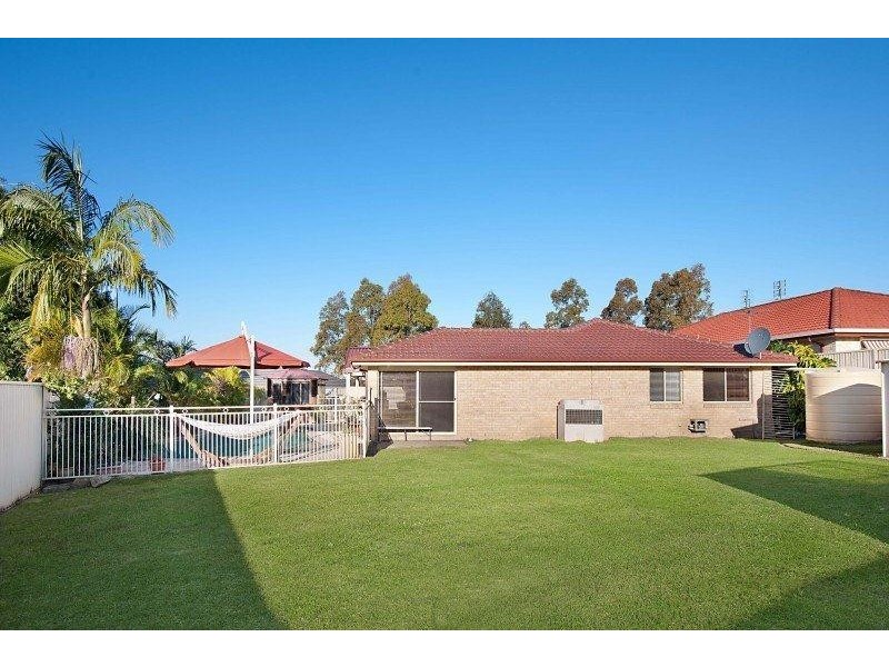 6 Mountain Ash Rd, Hamlyn Terrace NSW 2259