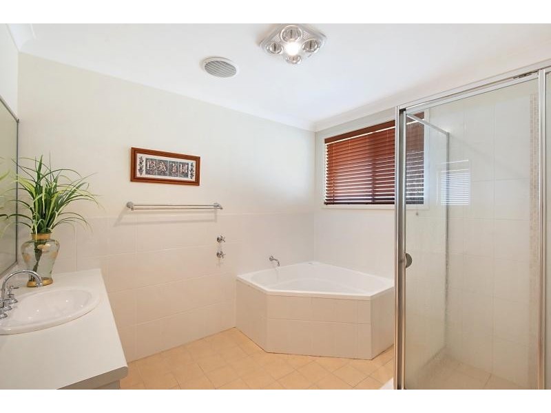 116 Orchid Way, Wadalba NSW 2259