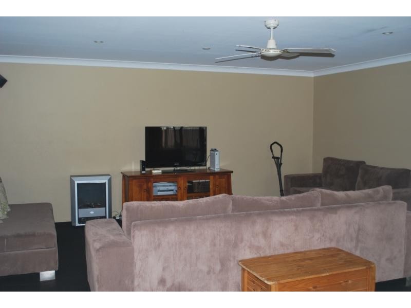 11 Myall Cl, Blue Haven NSW 2262