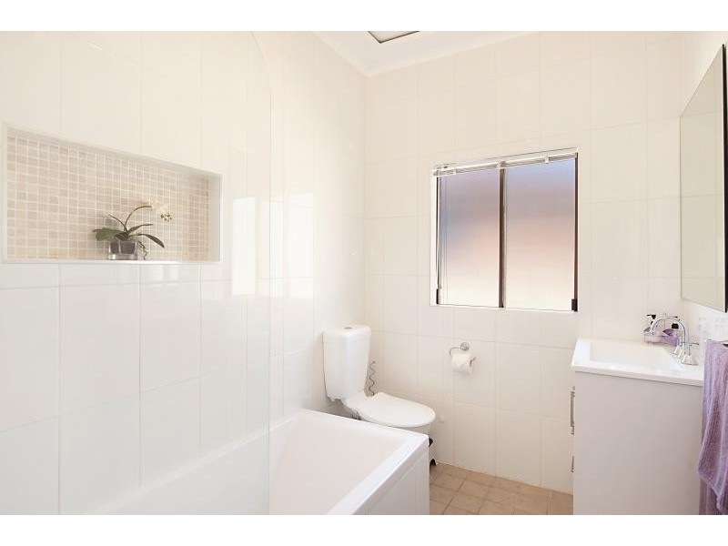 51 Main Rd, Toukley NSW 2263