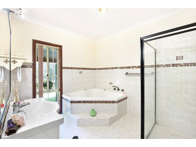 10 Francis Byrne Rd, Jilliby NSW 2259