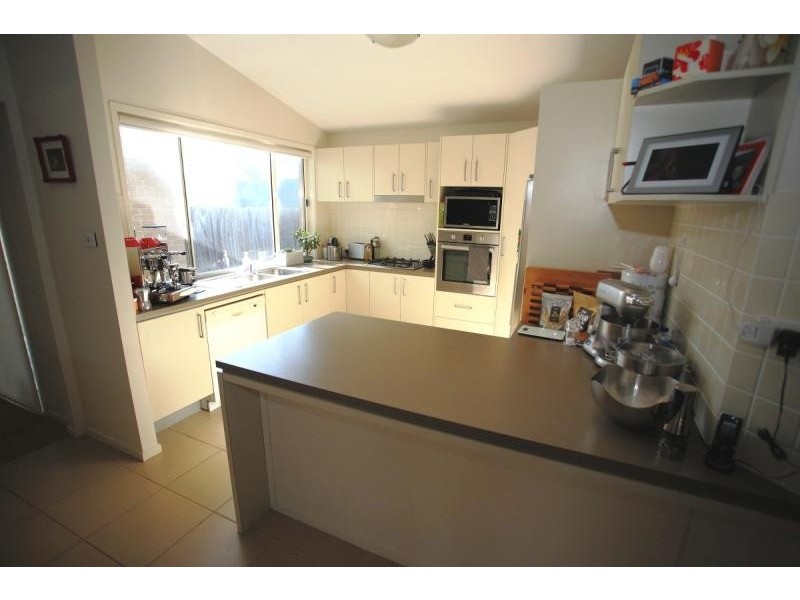 4 Albert Warner Dr, Warnervale NSW 2259