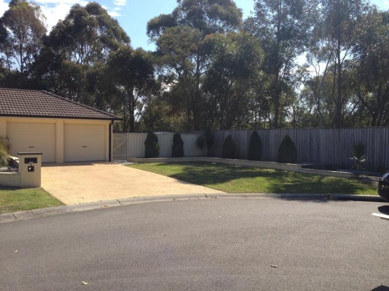5 Bancroft Cl, Blue Haven NSW 2262