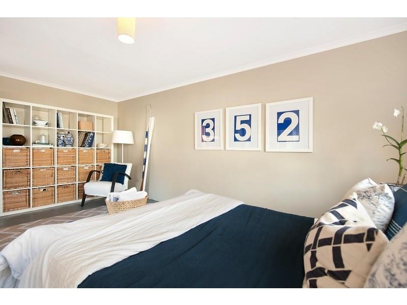74 Marks Rd, Gorokan NSW 2263