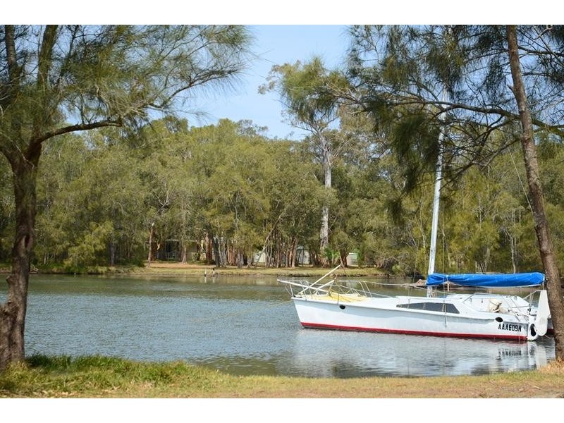 Summerland Point NSW 2259
