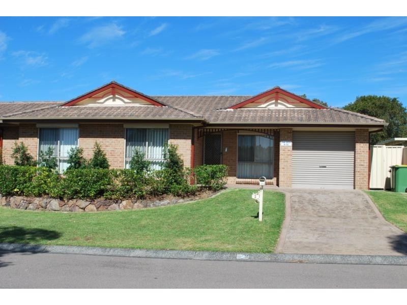 2 Dean Ave, Kanwal NSW 2259